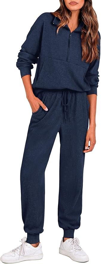 Autumn womens suit: warmth, style, comfort in blue!